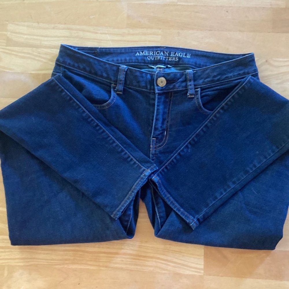 American Eagle dark wash skinny jeans